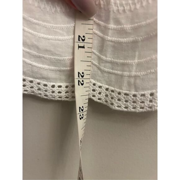 Gianni Bini Boho Eyelet Tiered Sleeveless blouse size M Double V-neck layering C - Picture 6 of 7